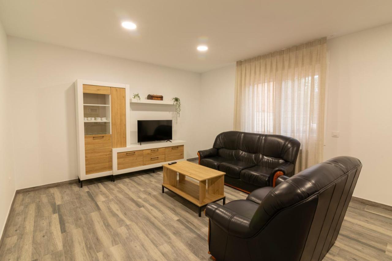 Apartamentos El Balcon Del Duero San Esteban De Gormaz Dış mekan fotoğraf