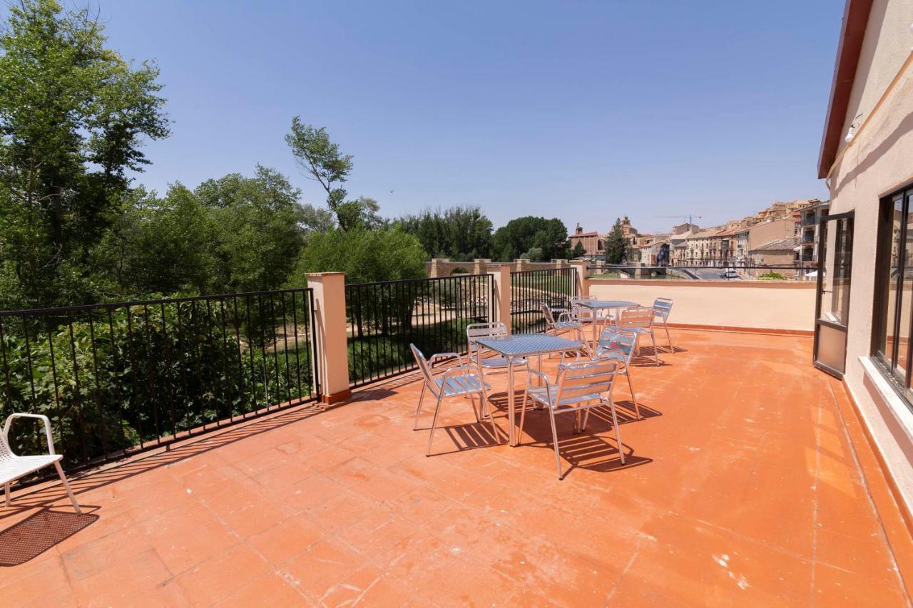 Apartamentos El Balcon Del Duero San Esteban De Gormaz Dış mekan fotoğraf